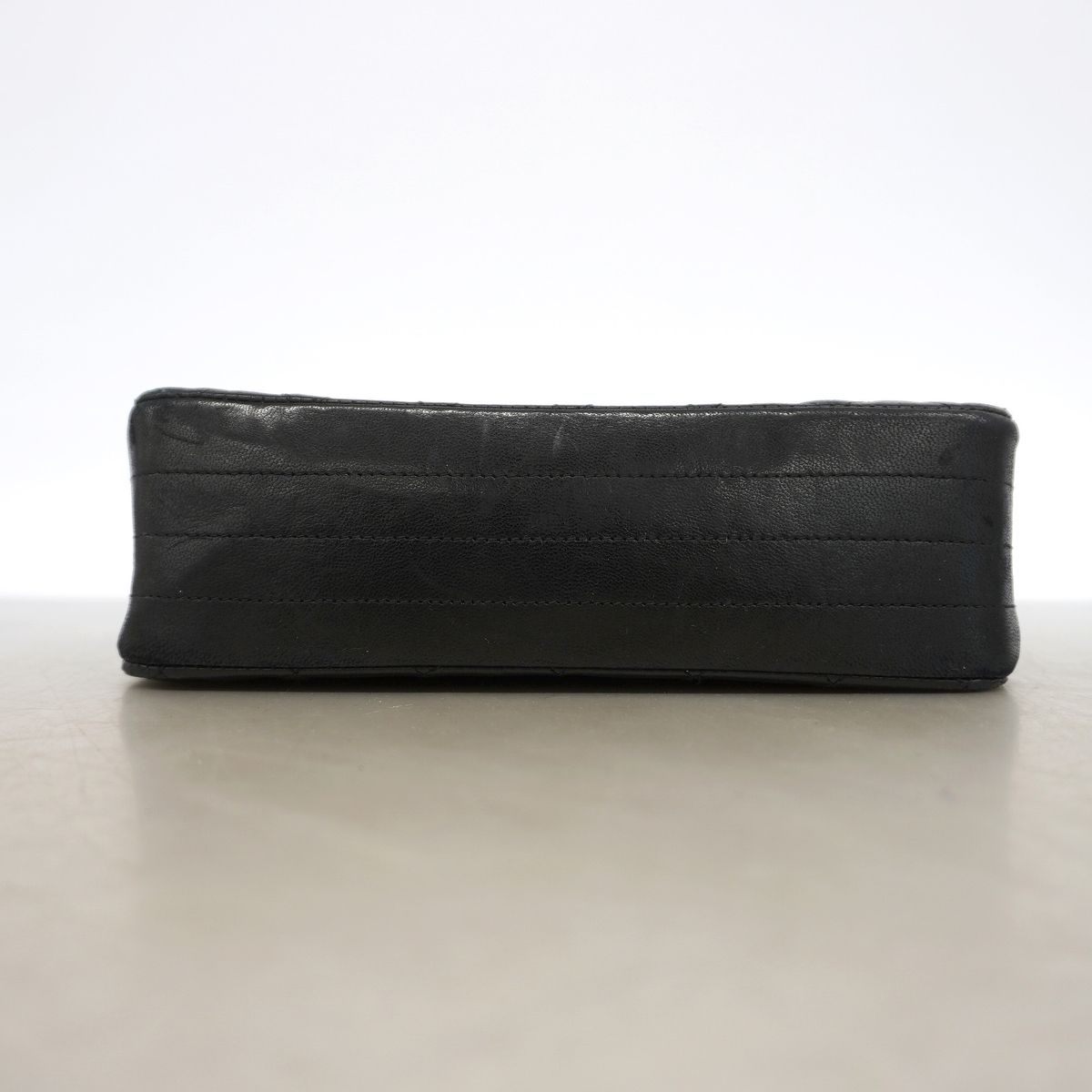 Chanel Shoulder Bag Quilted Lambskin Black Gold — view 3