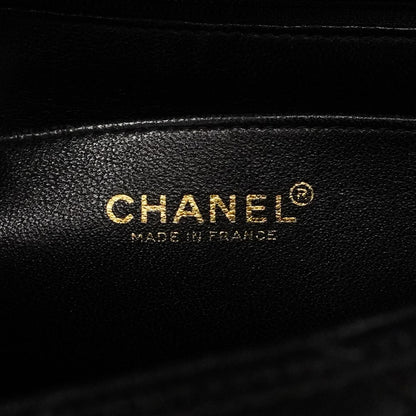 Chanel Shoulder Bag Maxi Quilted Caviar Leather Black Gold — view 5