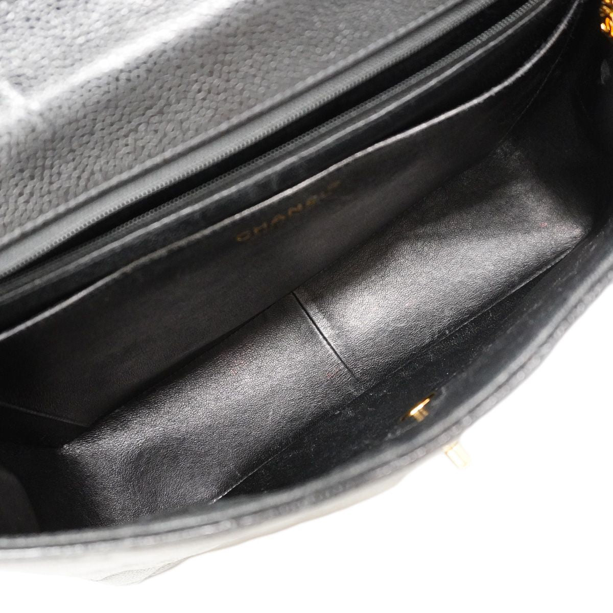 Chanel Shoulder Bag Maxi Quilted Caviar Leather Black Gold — view 4
