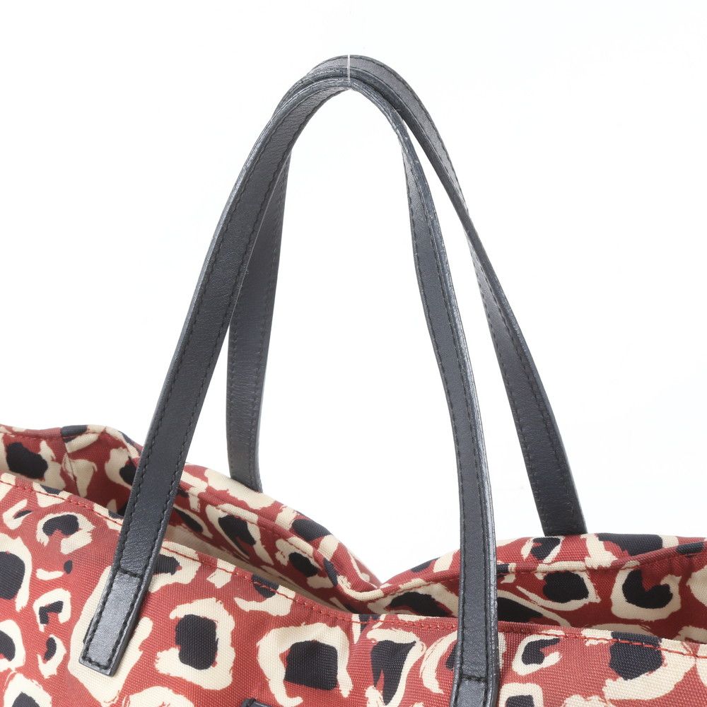 Gucci Leopard Print Animal Leather Tote Bag — view 2