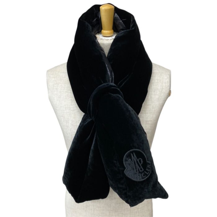 Moncler Velour Down Scarf Rayon Silk Black — view 5