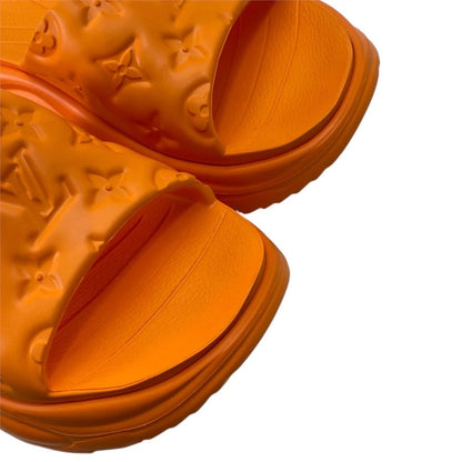 Louis Vuitton Pool 55 Line Sandals Monogram Embossed Rubber Orange — view 6
