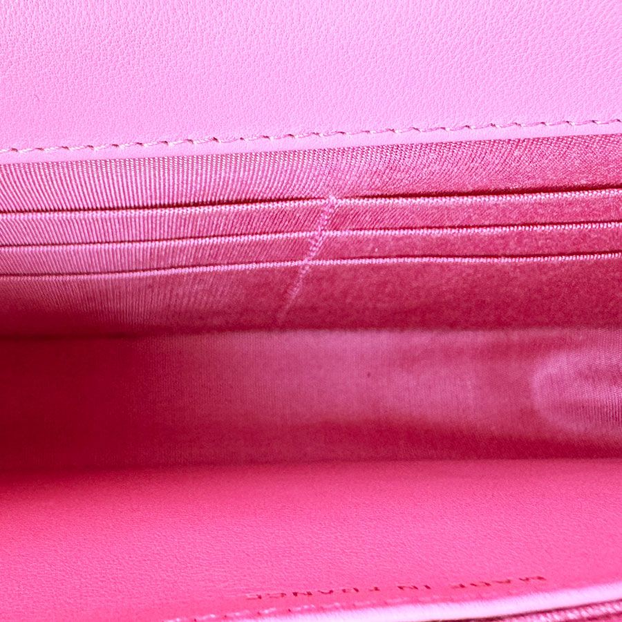 Chanel Chain Wallet Shoulder Bag — view 5
