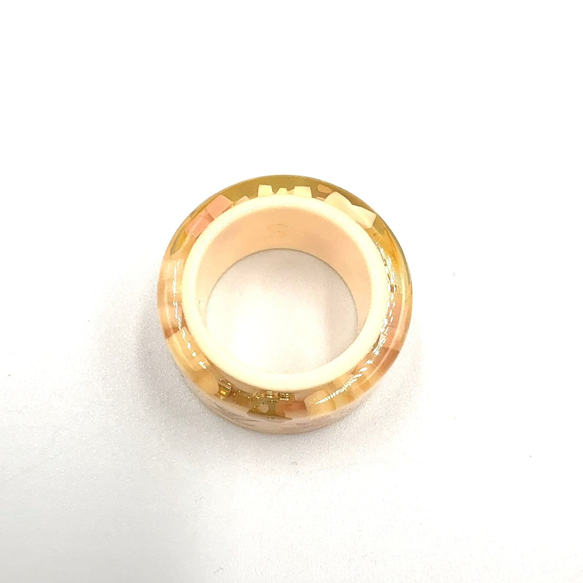 Louis Vuitton Bague Farandole Resin Ivory Pink Ring — view 3