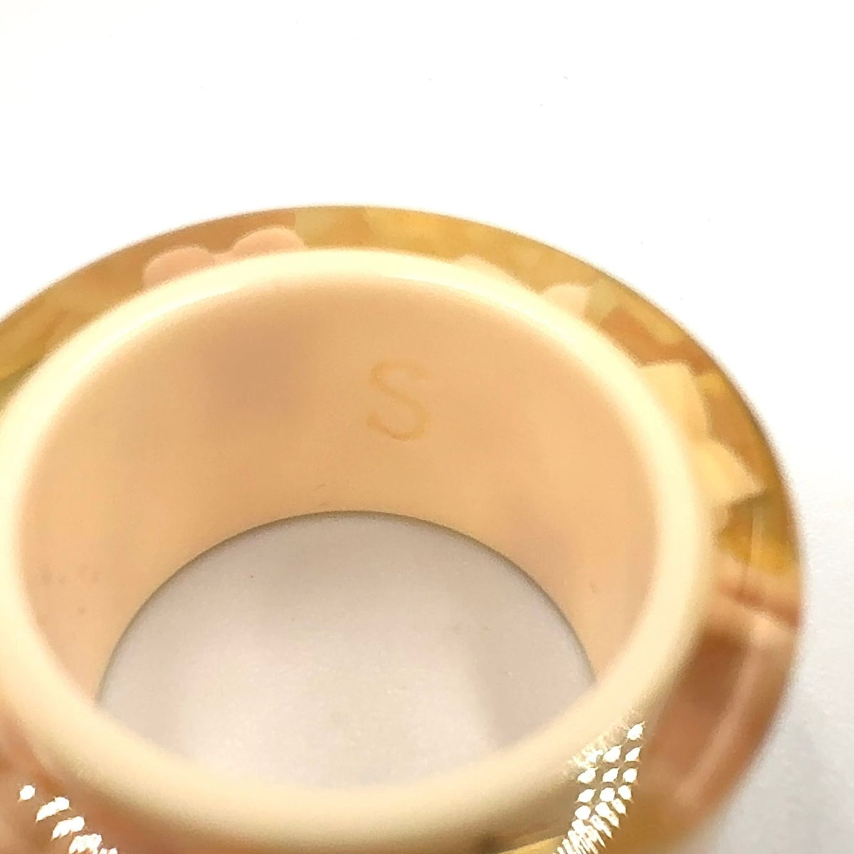 Louis Vuitton Bague Farandole Resin Ivory Pink Ring — view 5