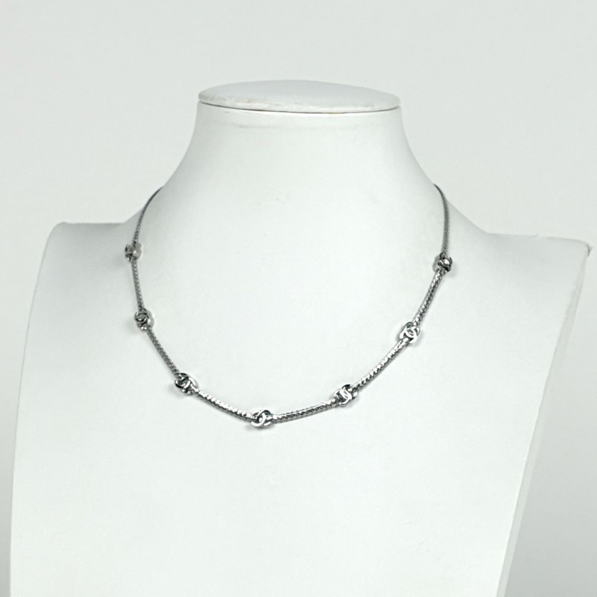 Chanel Necklace CC Logo Silver Plated — view 6