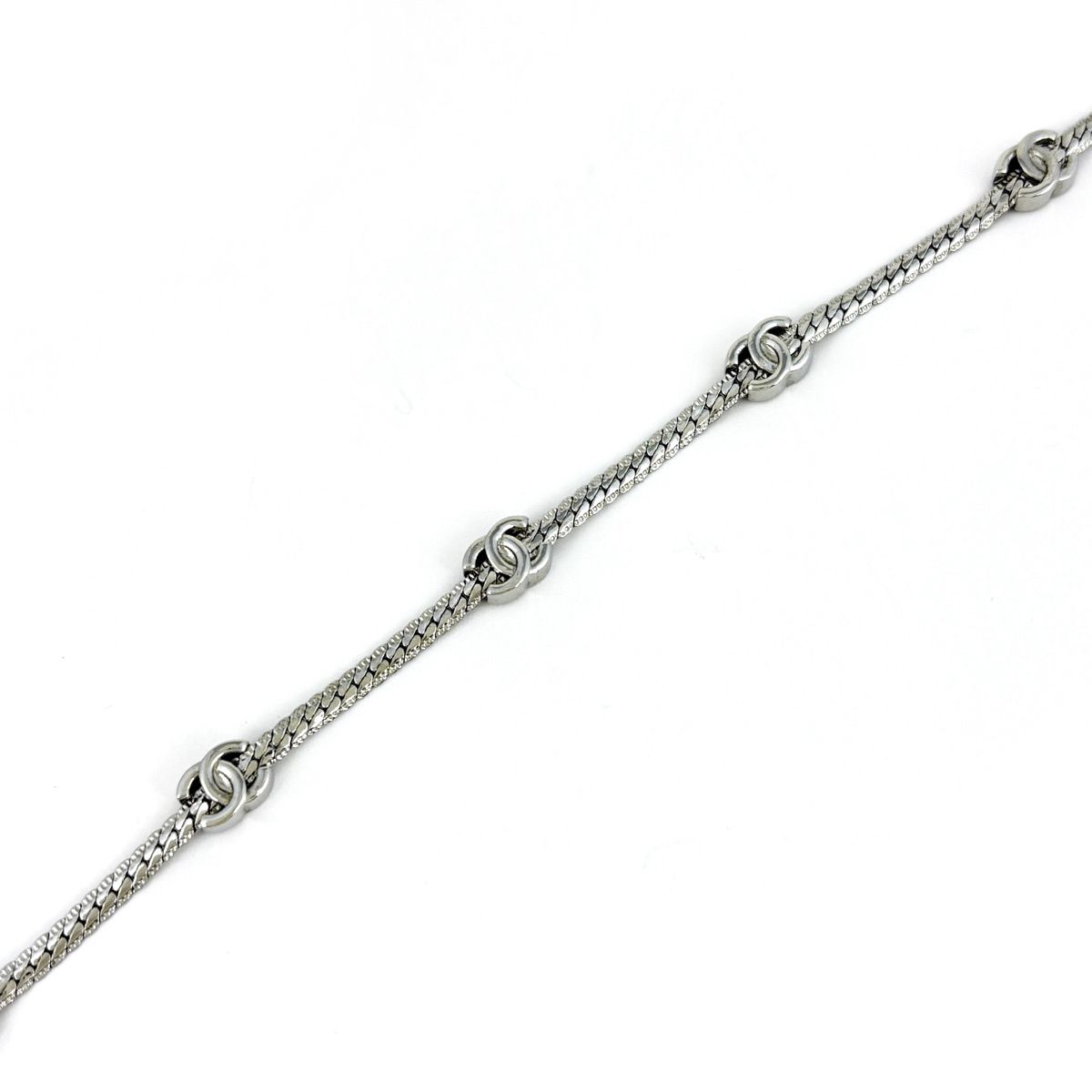 Chanel Necklace CC Logo Silver Plated — view 2