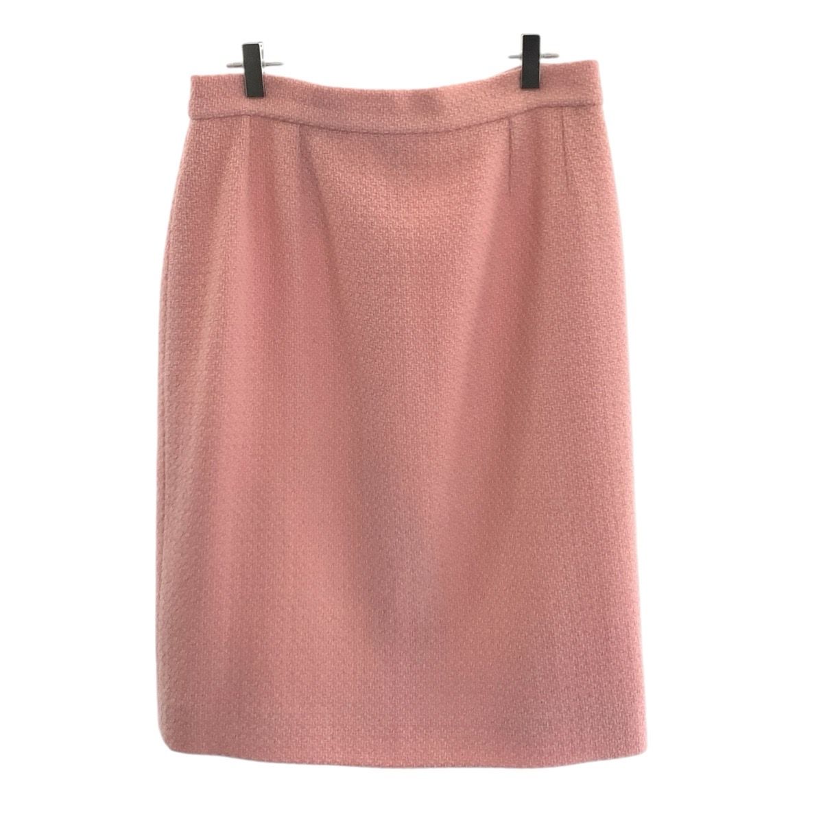 Chanel Vintage Tweed CC Logo Pink Jacket Skirt Suit — view 5