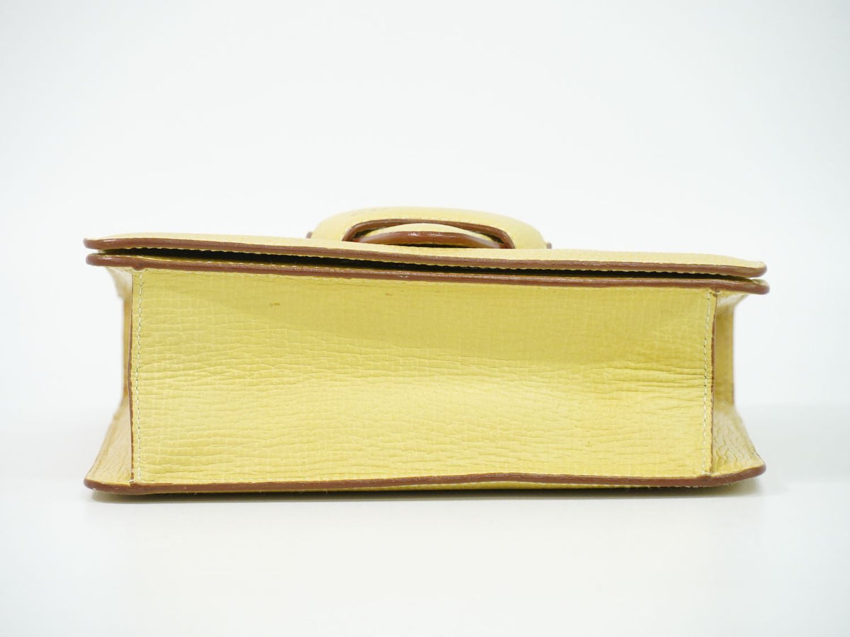 Loewe Barcelona Handbag Leather Yellow Bag — view 3