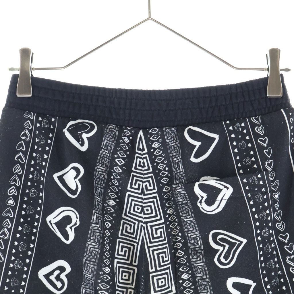 Versace Bandana Print All Over Shorts Pants Black — view 4