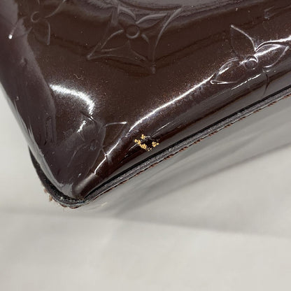 Louis Vuitton Tote Bag Vernis Wilshire PM Amarante — view 7