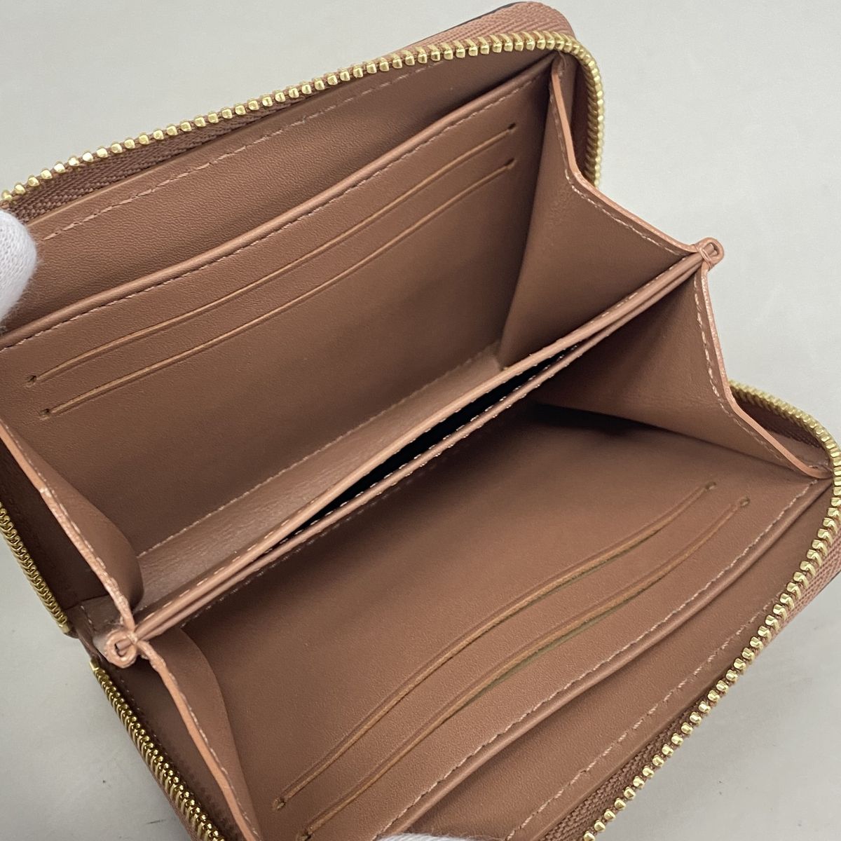 Louis Vuitton Coin Purse Vernis Zippy Rose Vereur — view 3