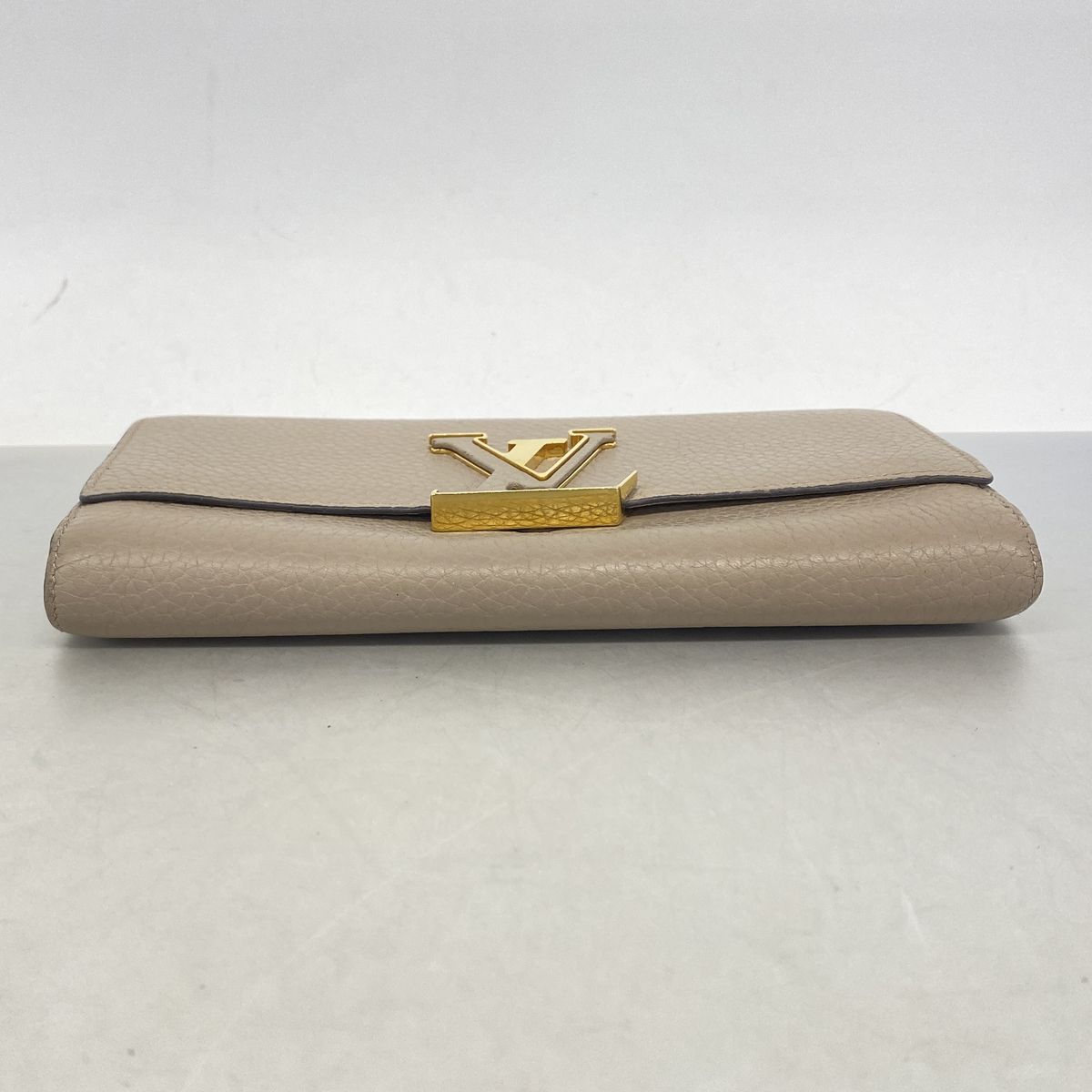 Louis Vuitton Wallet Taurillon Portefeuille Capucines Galet — view 2