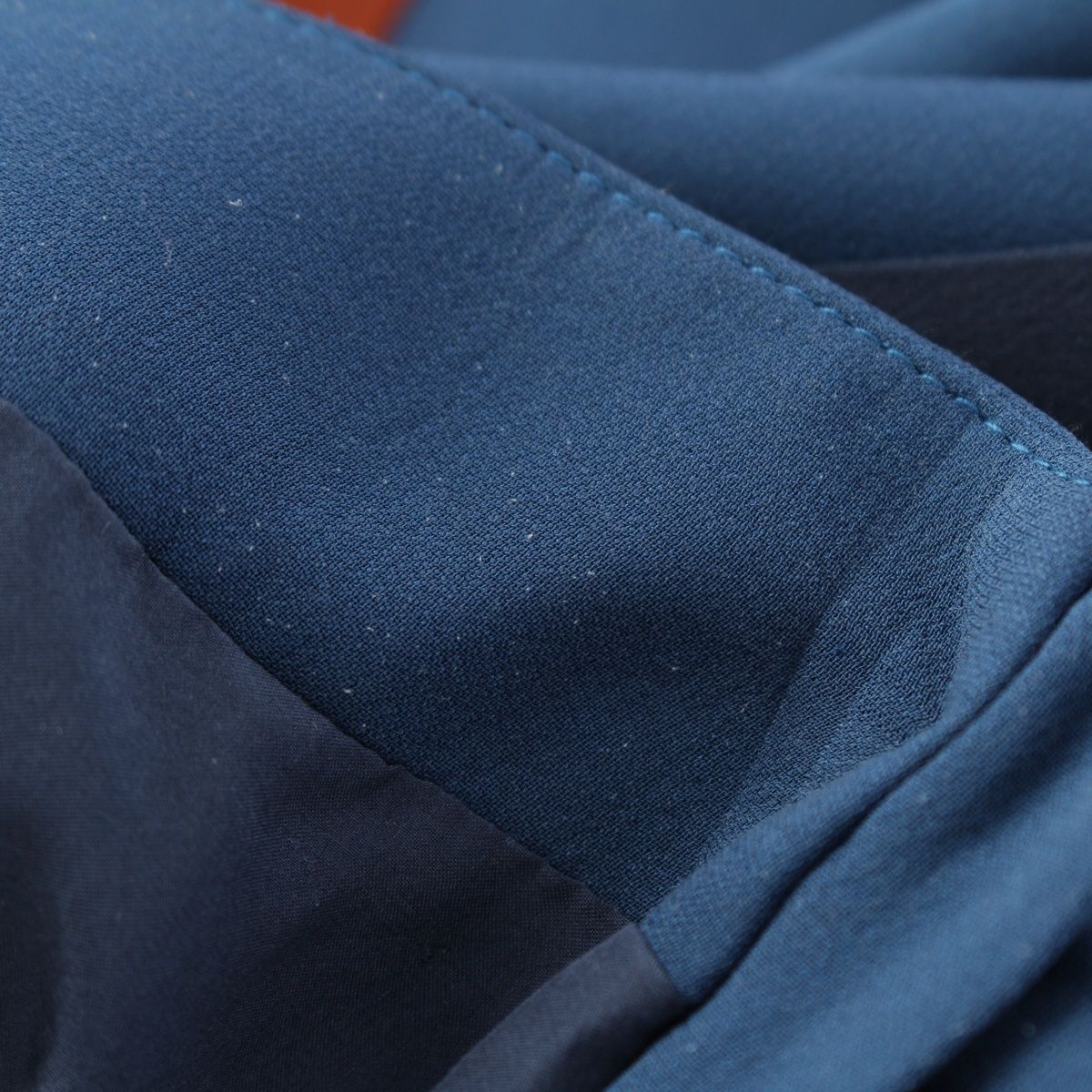 Loro Piana Silk Pleated Long Skirt Navy 36 — view 8