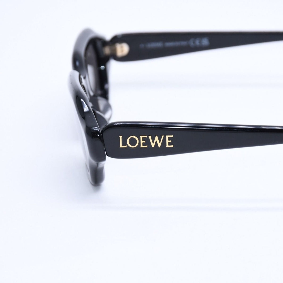 Loewe Rectangular Slim Sunglasses 17 140 Black Gray Eyewear Gold — view 7