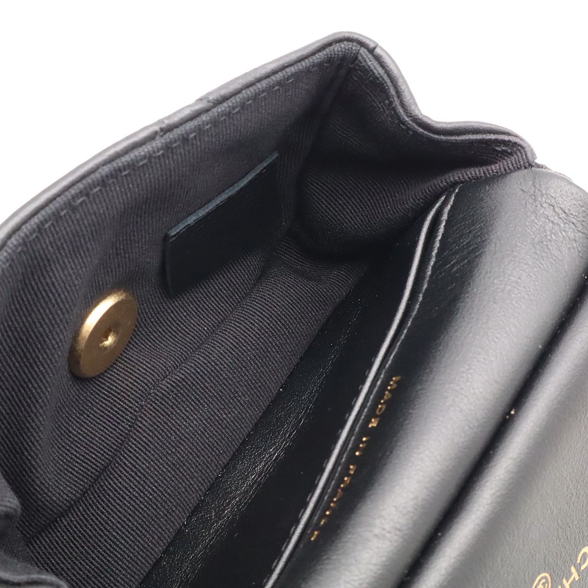 Chanel Quilted Chain Shoulder Bag Pouch Pochette Leather Black Gold — view 8