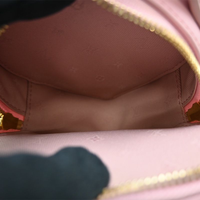 Louis Vuitton Pouch Pink — view 6