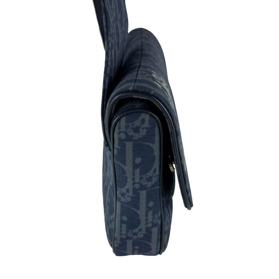 Dior Belt Bag Tears — view 2