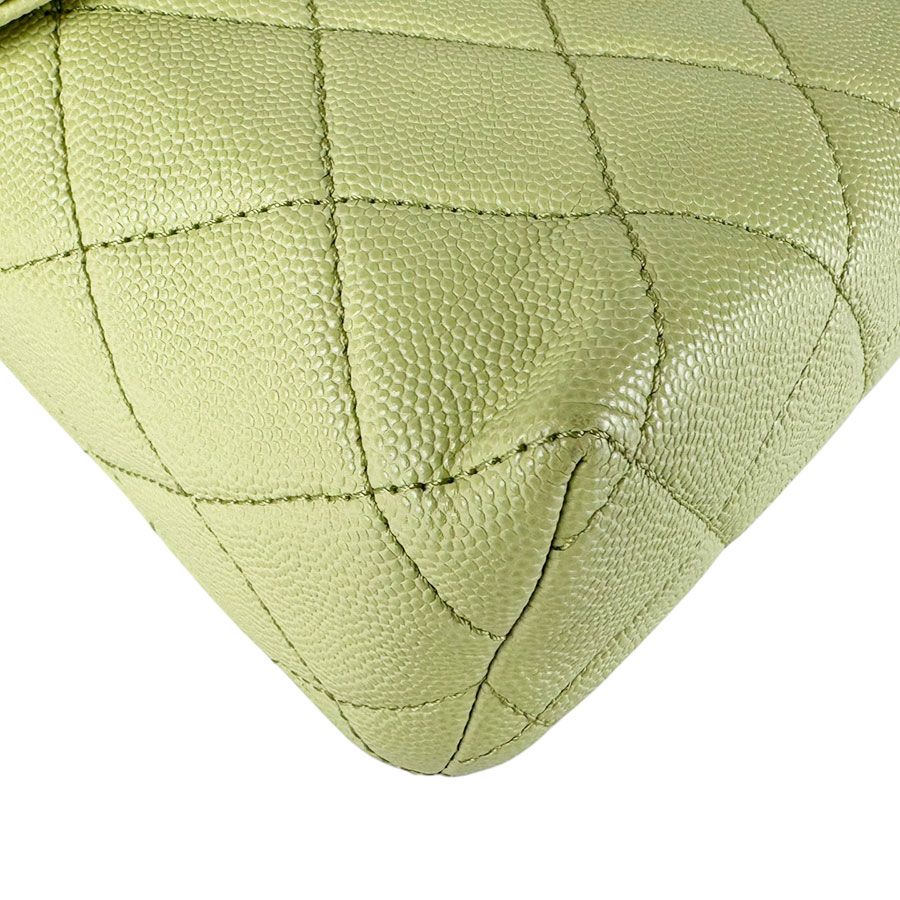 Chanel Shoulder Bag Yellow — view 8