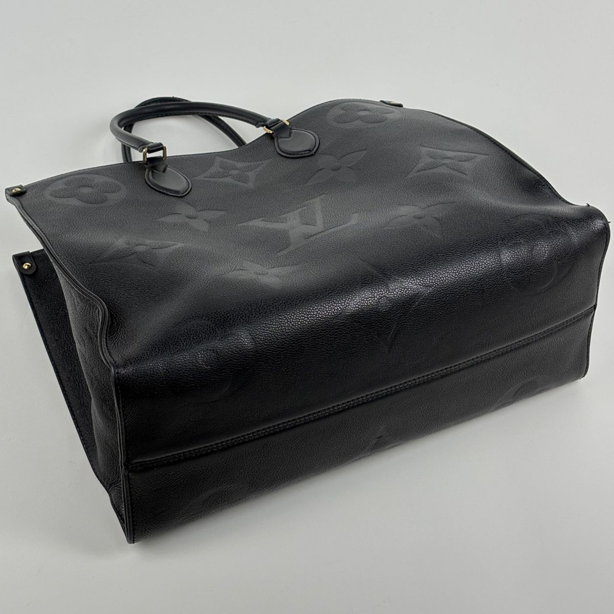 Louis Vuitton On The Go GM Tote Bag 2-Way Monogram Empreinte Noir — view 2