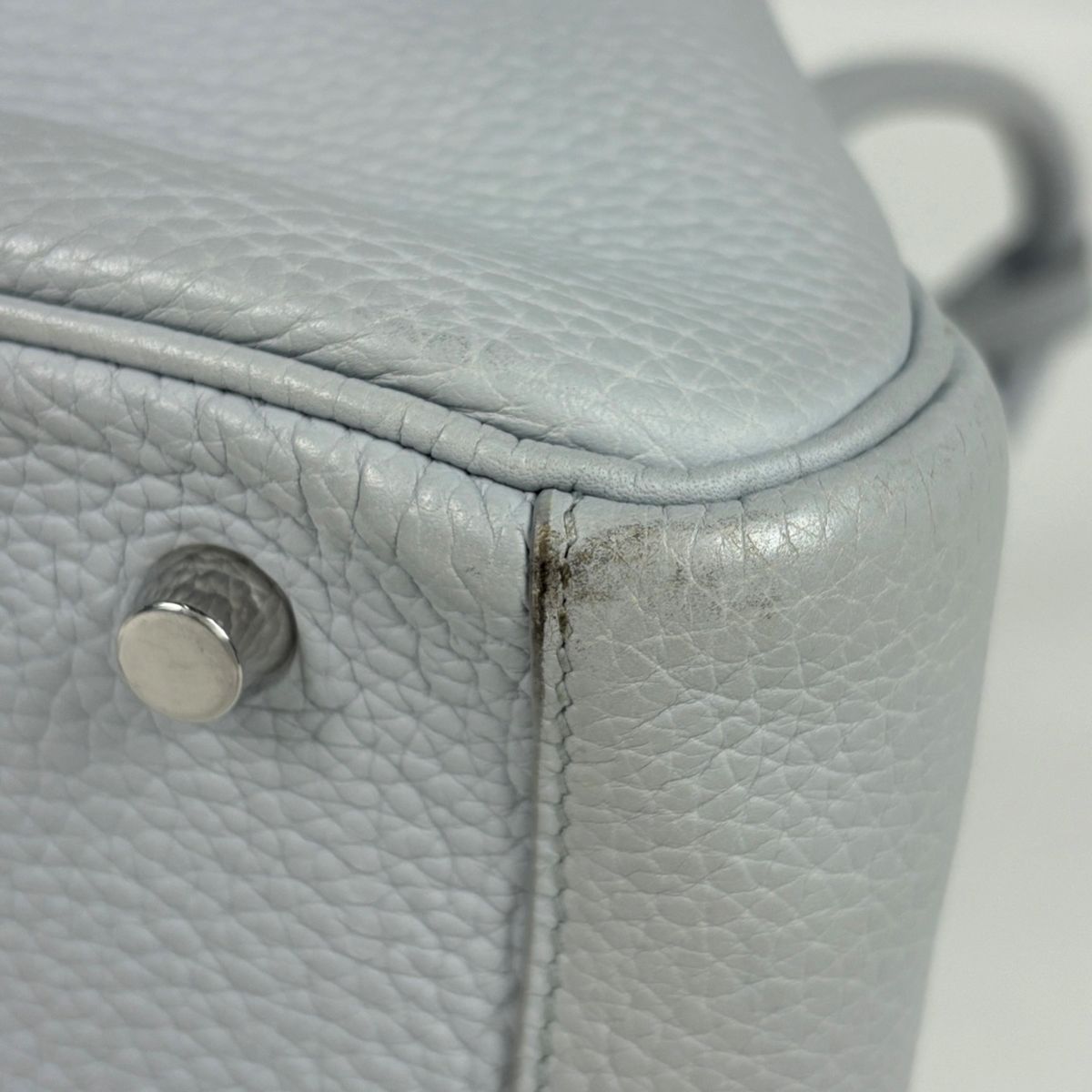 Hermes Lindy 30 Shoulder Bag Taurillon Blue Pale — view 7
