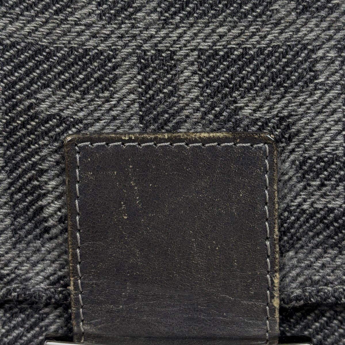Fendi Shoulder Bag Zucca Pattern Mamma Baguette Fabric Gray — view 5