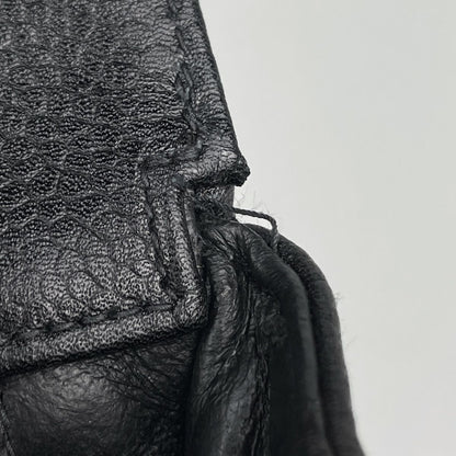 Chanel Shoulder Bag Quilted CC Logo Caviar Leather Black — view 8
