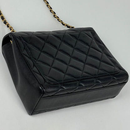 Chanel Shoulder Bag Quilted CC Logo Caviar Leather Black — view 2