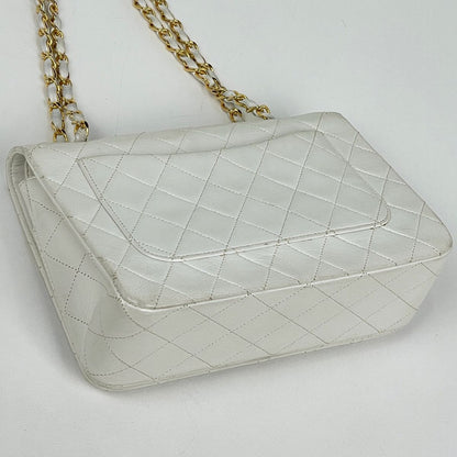 Chanel Shoulder Bag Quilted Single Flap CC Logo Leather White — view 2