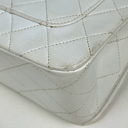 Chanel Shoulder Bag Quilted Single Flap CC Logo Leather White — view 3