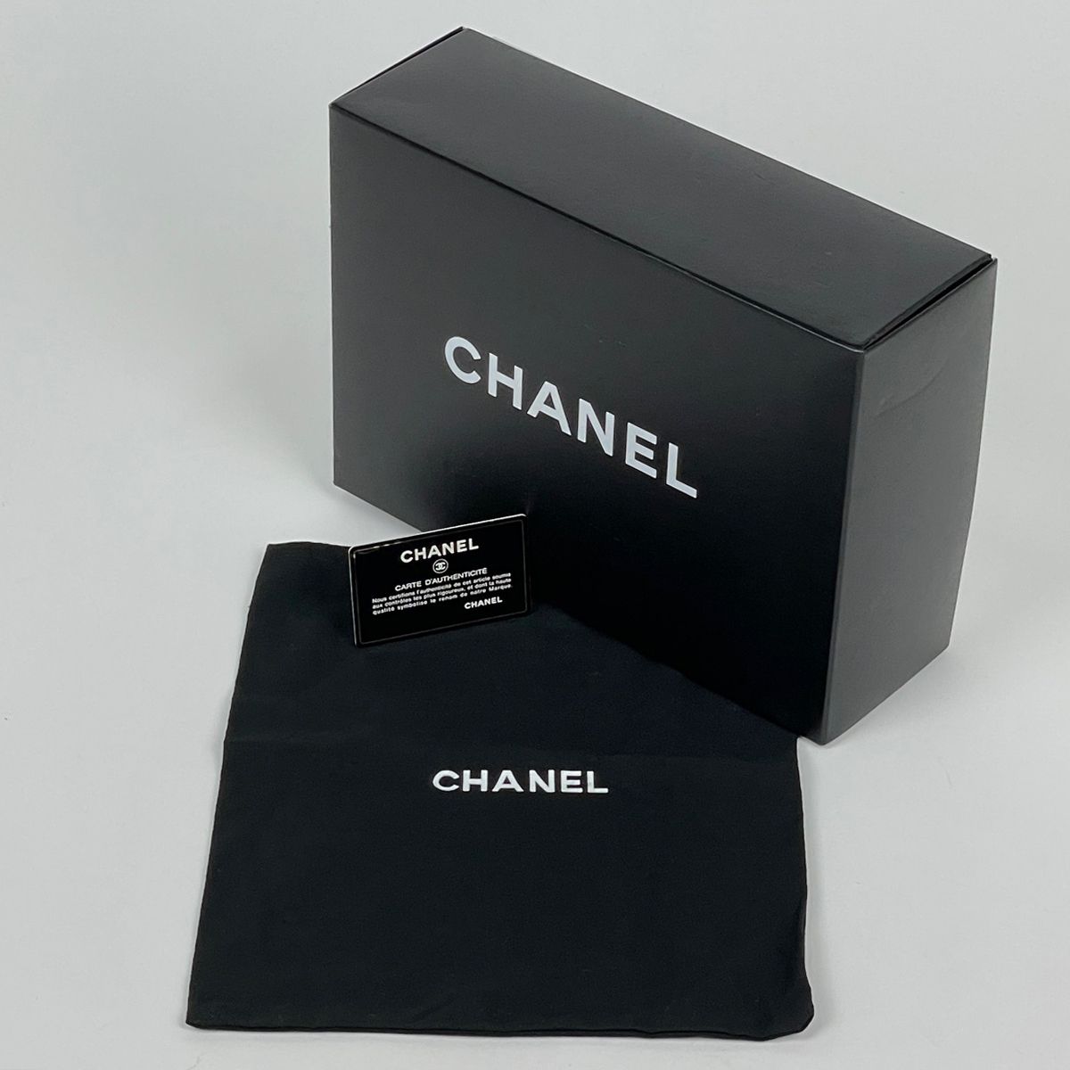Chanel Shoulder Bag Quilted Double Flap CC Logo Leather Beige — view 8