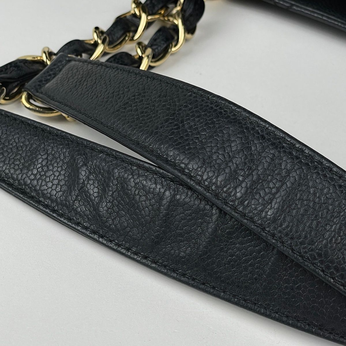 Chanel Tote Bag CC Logo Quilted Grand Shopping GST Caviar Leather Black — view 4