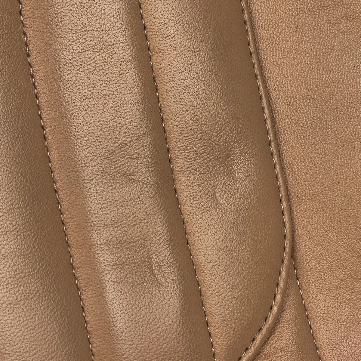 Chanel Shoulder Bag Mademoiselle CC Logo Leather Beige — view 4