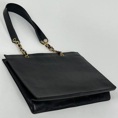 Chanel Tote Bag CC Logo Caviar Leather Black — view 2