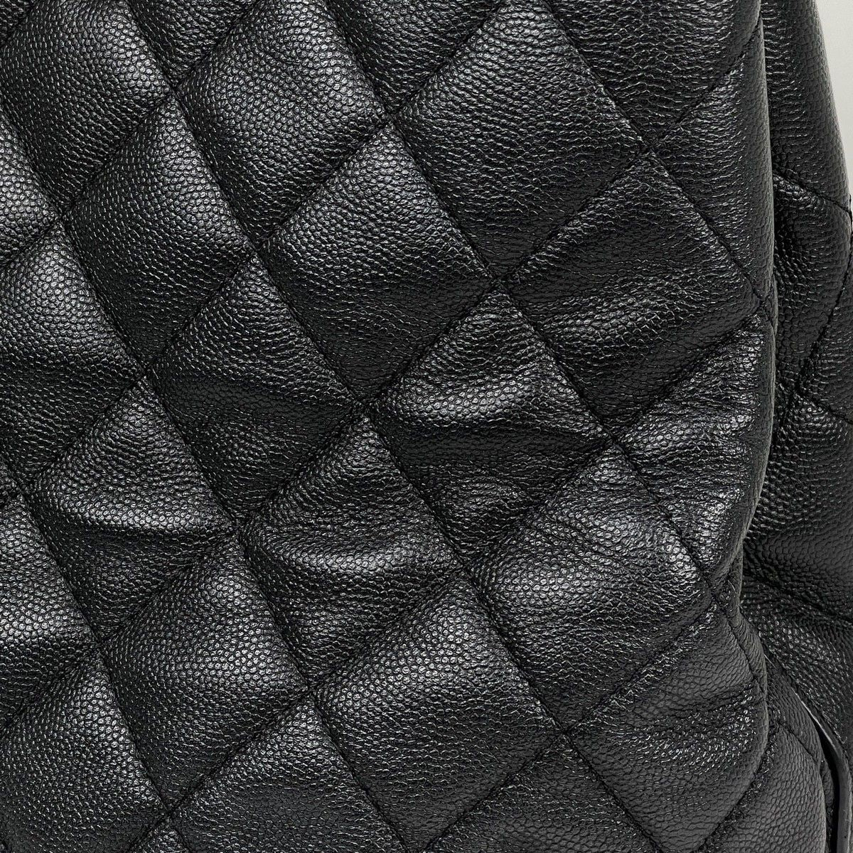 Chanel Tote Bag CC Logo Caviar Leather Black — view 4