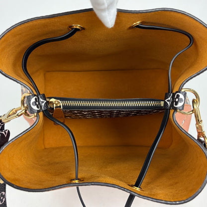 Louis Vuitton Neo Noe Shoulder Bag Monogram Jungle Glitter le Multicolor — view 7