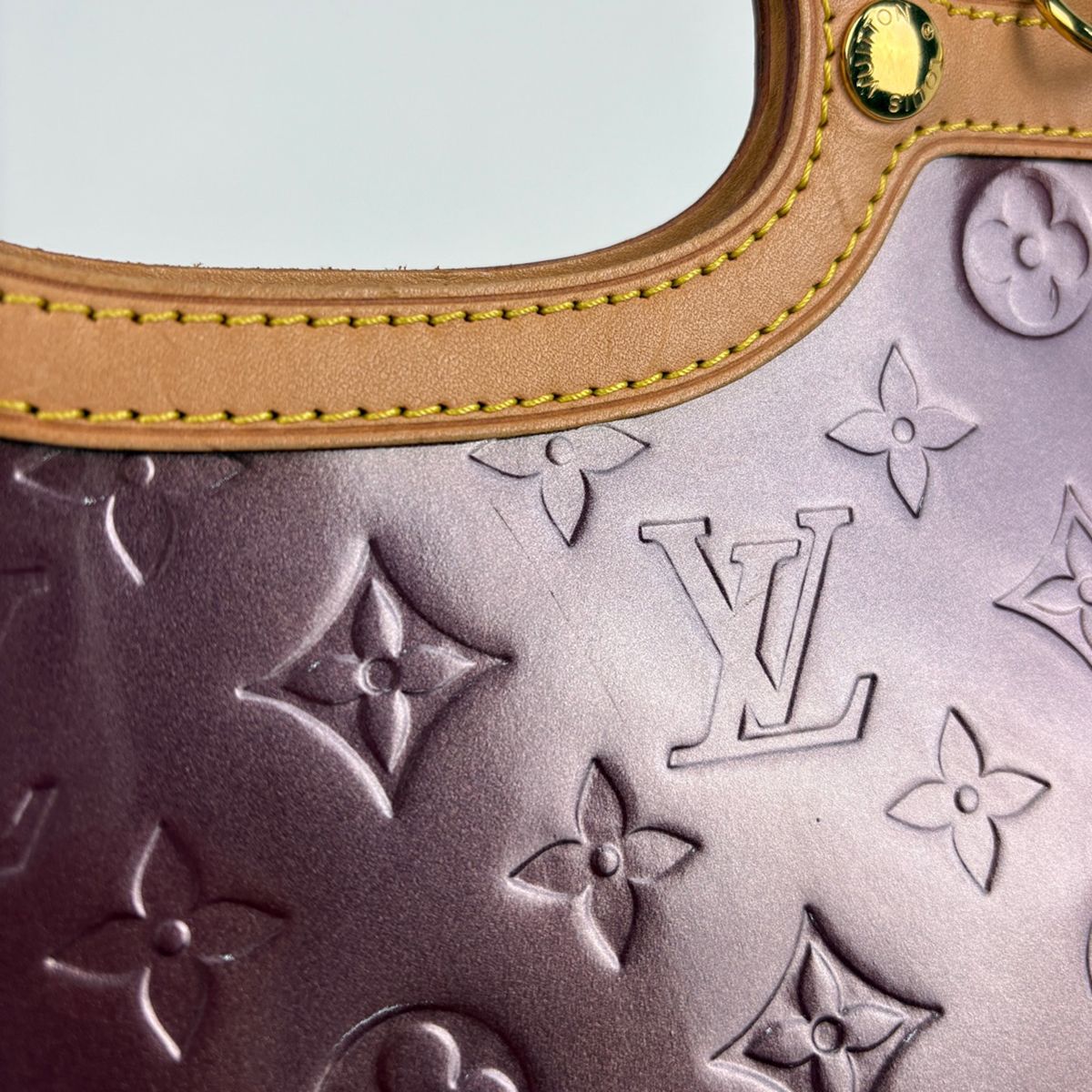 Louis Vuitton Roxbury Drive Handbag 2-Way Patent Monogram Vernis Violette — view 5