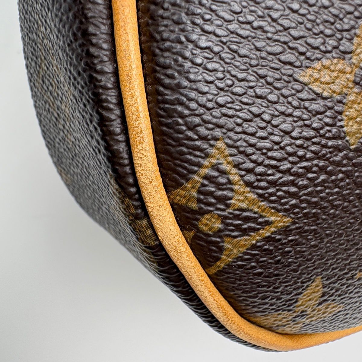 Louis Vuitton Odeon PM Shoulder Bag Monogram Brown — view 4