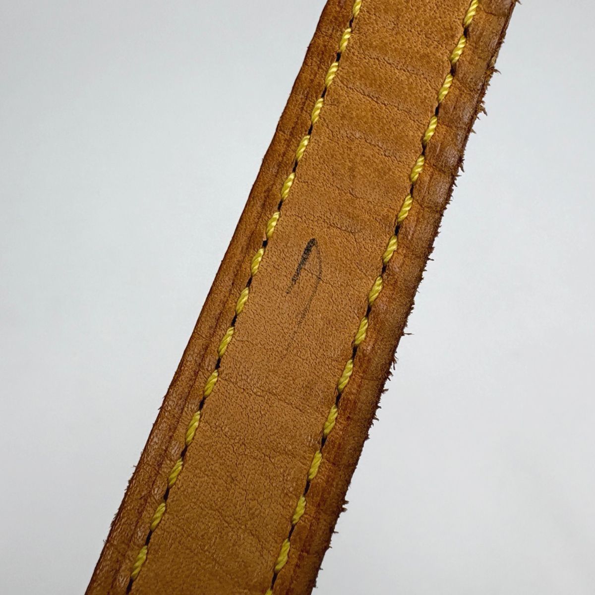 Louis Vuitton Cite MM Shoulder Bag Monogram Brown — view 6