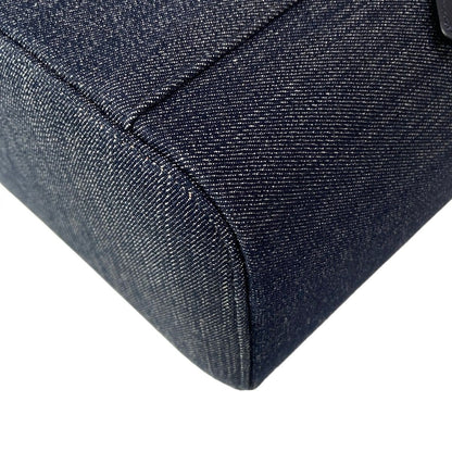 Chanel Vanity Bag Deauville Navy — view 8