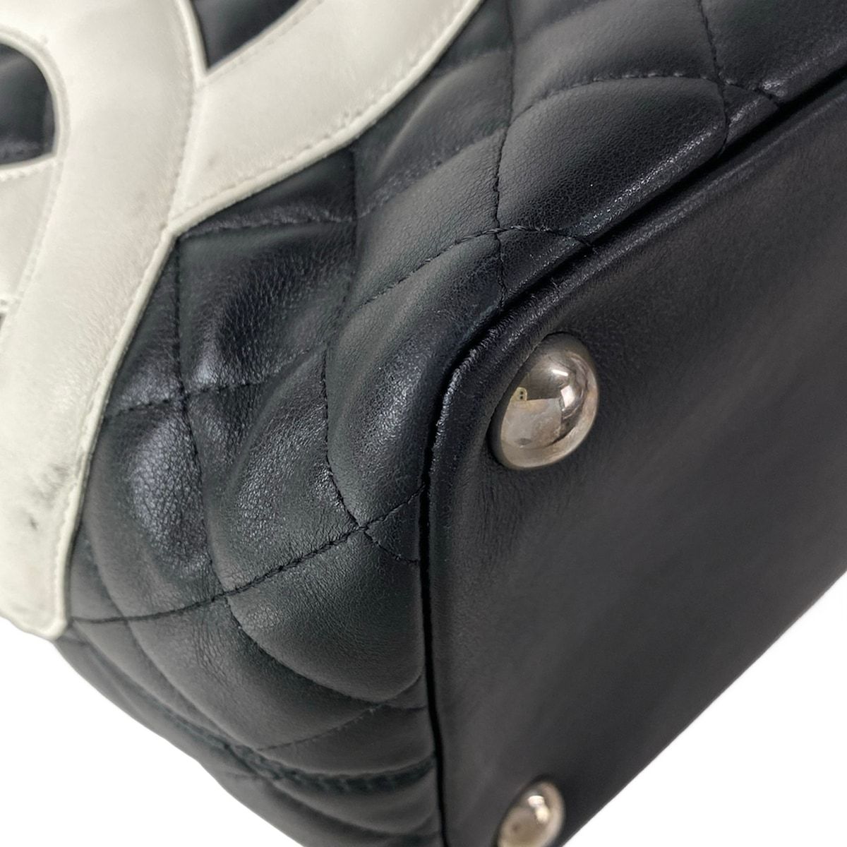 Chanel Tote Bag Cambon Line Large Black White Leather — view 6