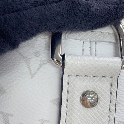 Louis Vuitton Tote Bag Monogram Taiga Weekend NM 2-Way White Taigarama — view 8