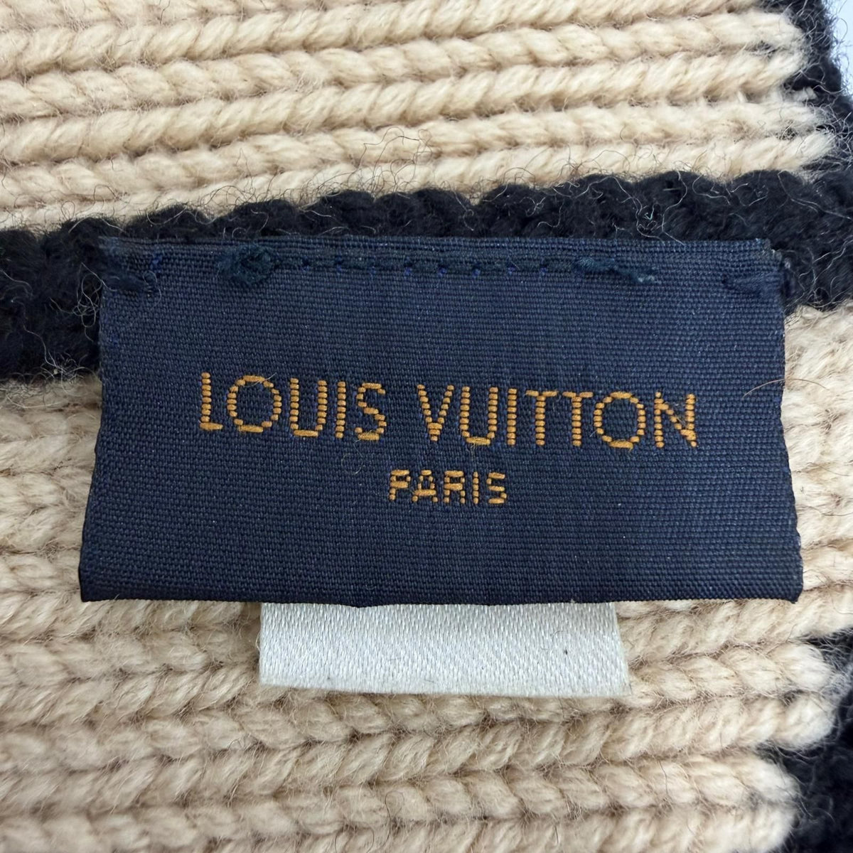 Louis Vuitton Bonnet Morning Glam Wool Beanie Knit Cap Black Beige Hat — view 7