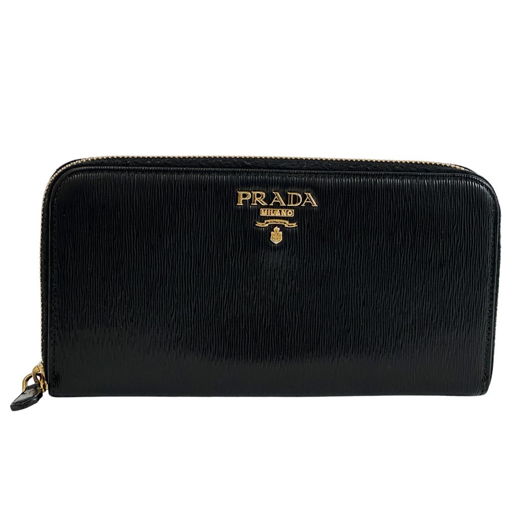 Prada Wallet Leather Black Chic Simple Monotone Cool Everyday