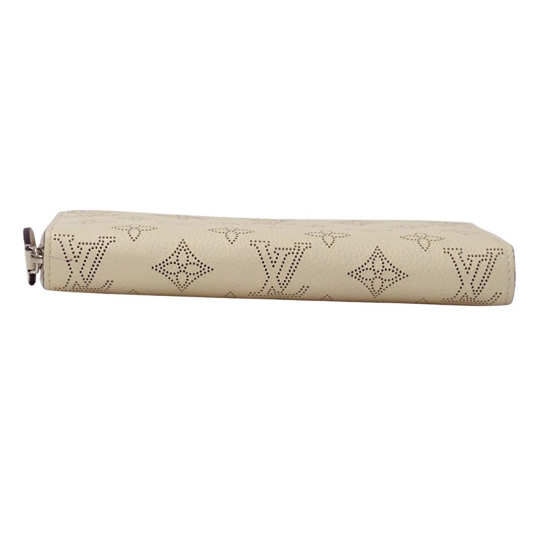Louis Vuitton Wallet Monogram Mahina Zippy Cream White Everyday — view 4