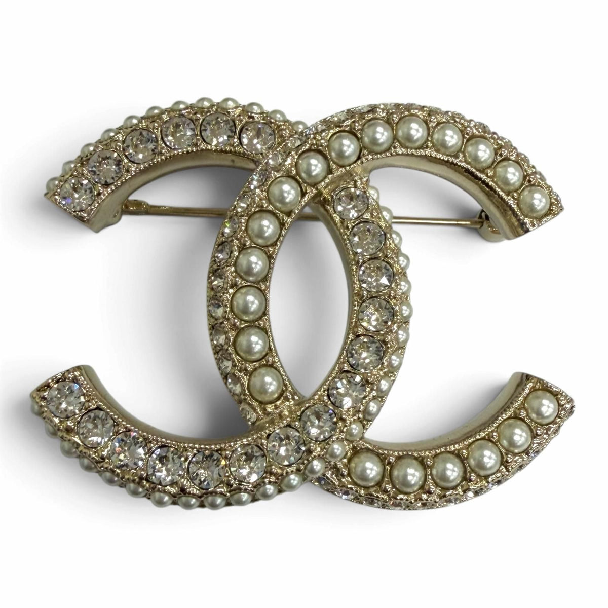 Chanel CC Logo Rhinestone Faux Pearl Brooch Pin Badge Gold