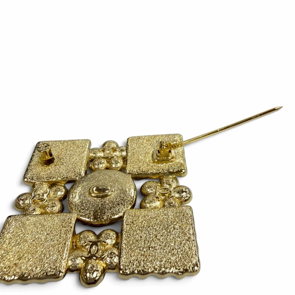 Chanel CC Logo Eco Pearl Rhinestone Square Brooch Black White Gold — view 4