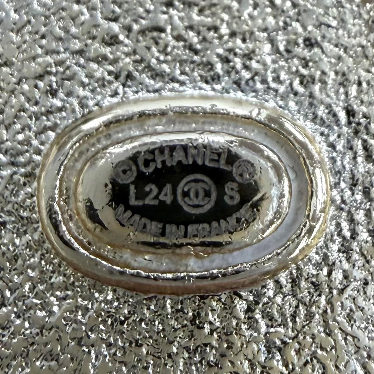 Chanel CC Logo Eco Pearl Rhinestone Square Brooch Black White Gold — view 8