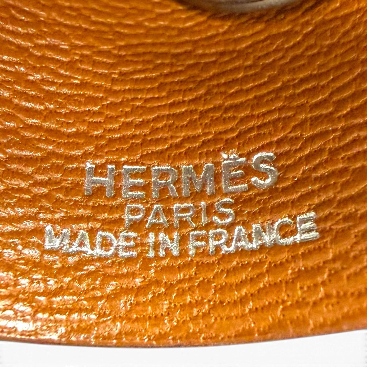 Hermes Veau Barenia Martin Margiela Era Large Clochette Necklace Gold — view 5