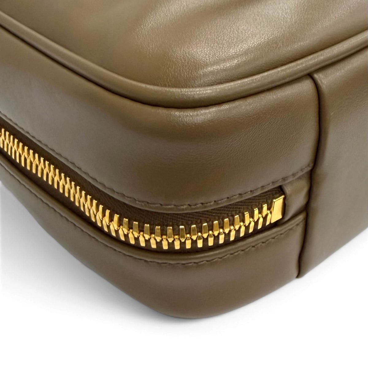 Miu Miu Bow Medium Top Handle Bag Leather Embossed Logo Handbag Brown — view 7